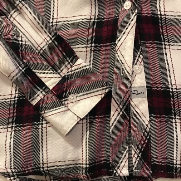 NWT NEIMAN MARCUS RAILS Plaid Button-Down - Picture 5 of 7